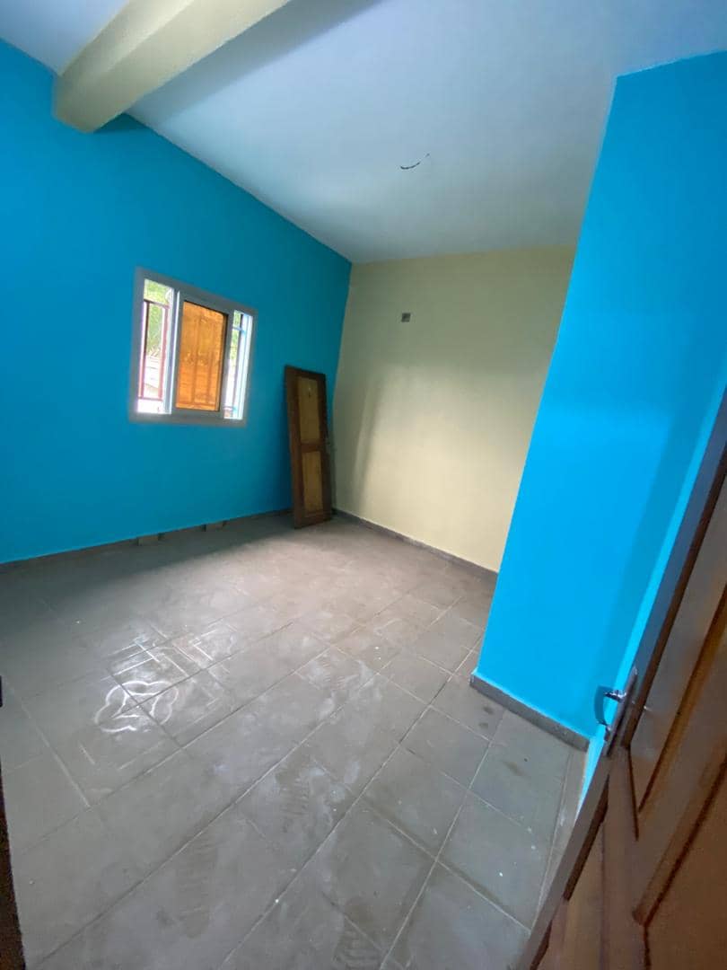 Cheap Studio in Douala — photo 2