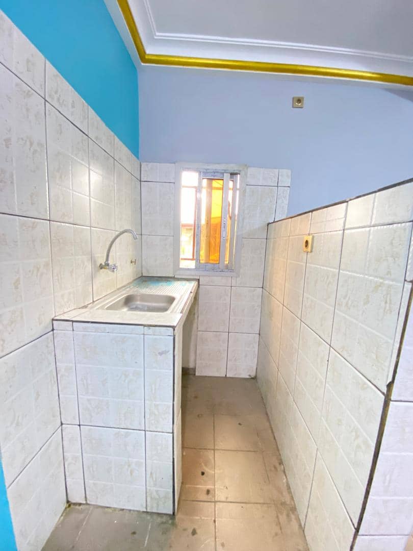 Cheap Studio in Douala — photo 6