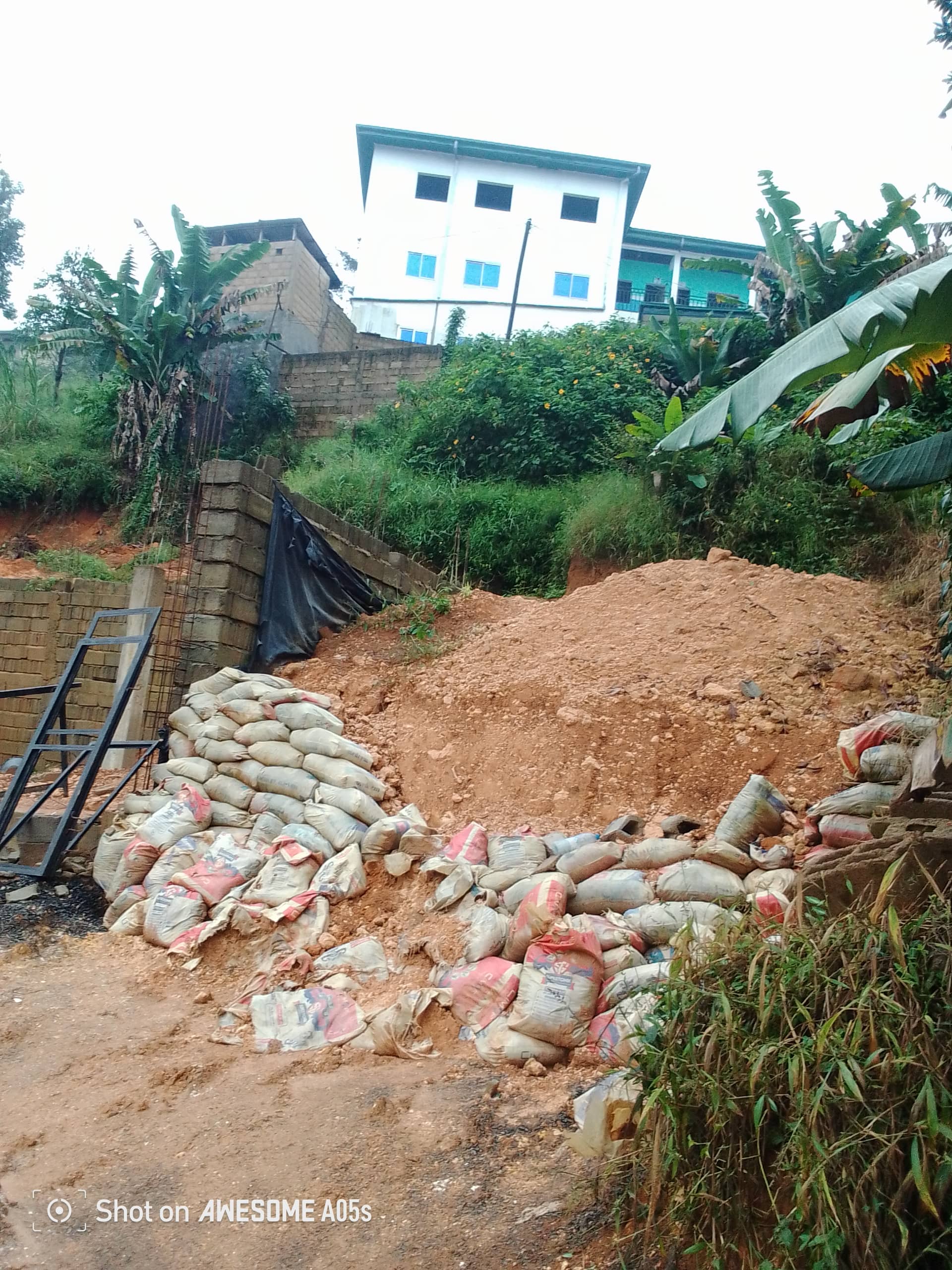Affordable land at up station bamenda  — photo 4