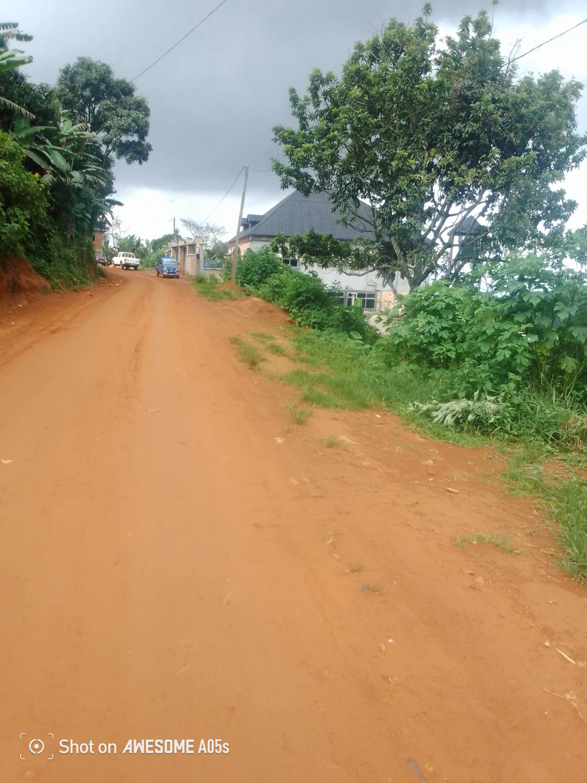 Affordable land at up station 
