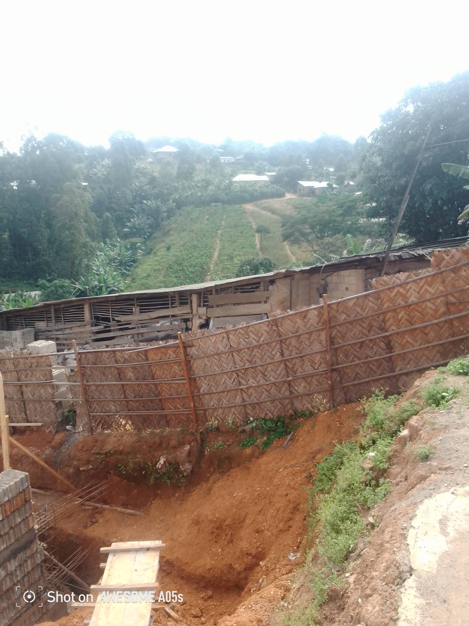Cheap land at up station  — photo 2