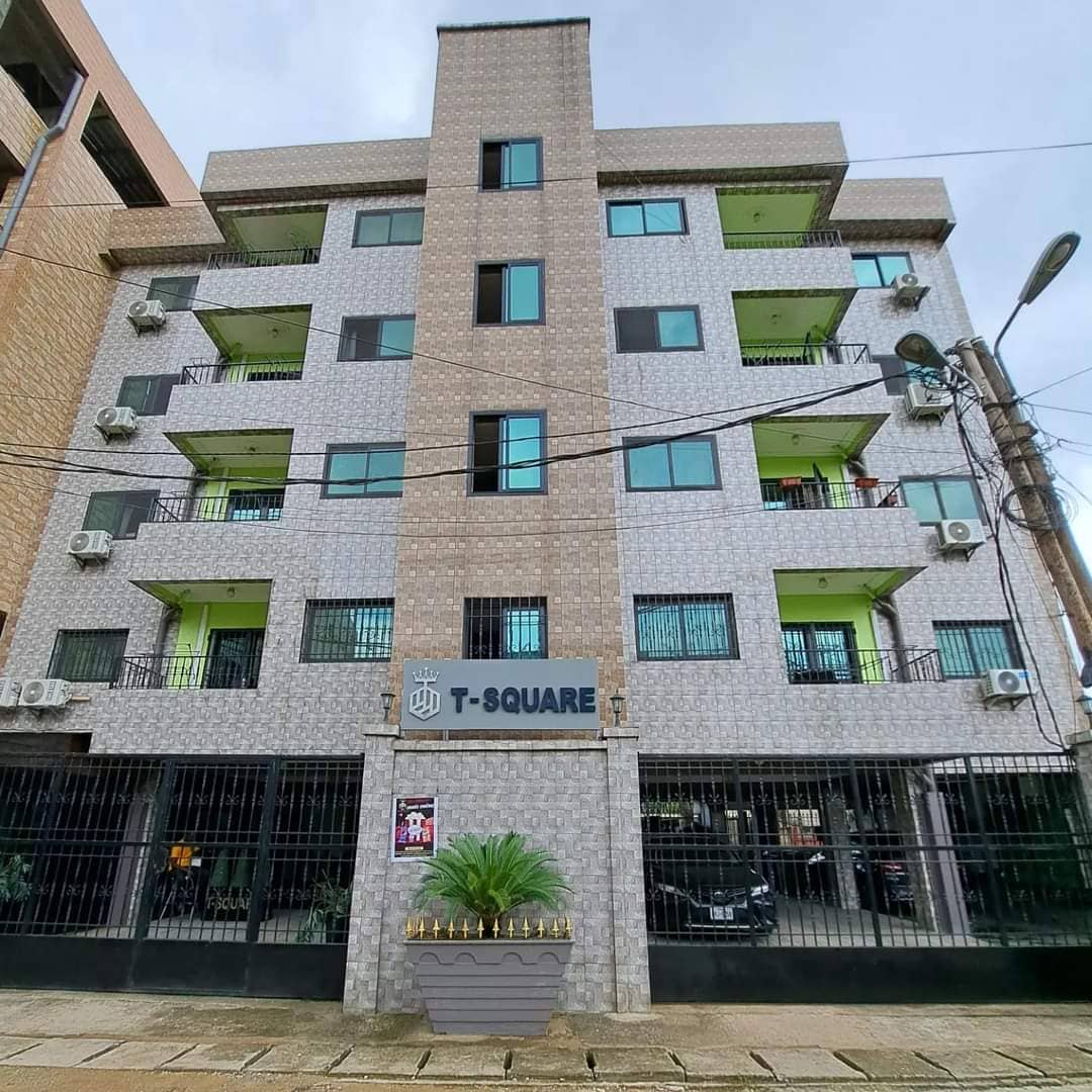 T-SQUARE GUEST HOUSE 
