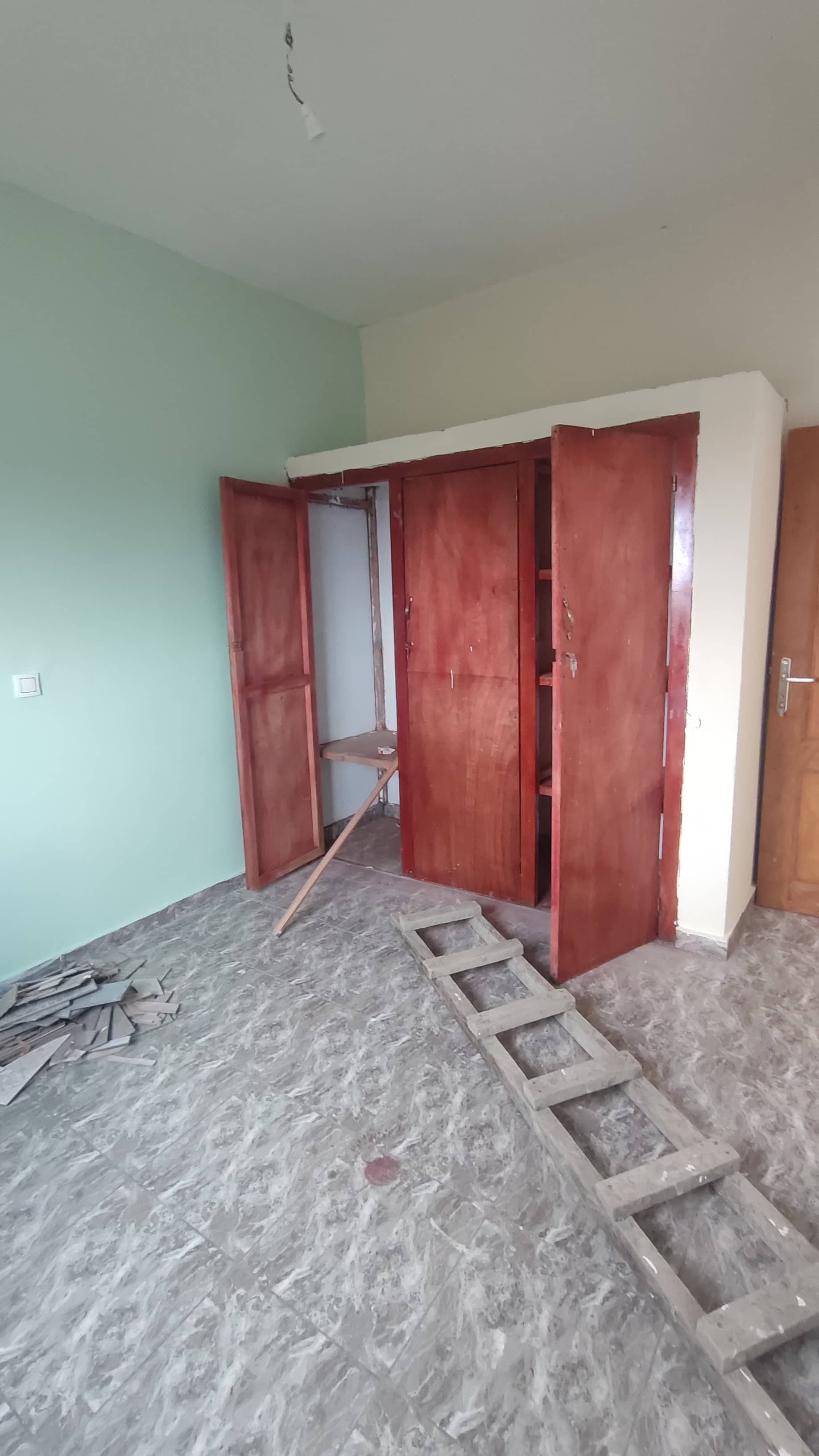 Studios for Rent 