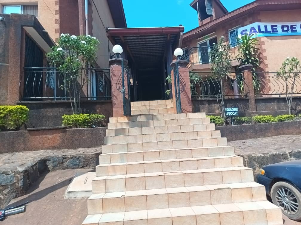 Alma Hotel, festival hall and modern hotel rooms — photo 3