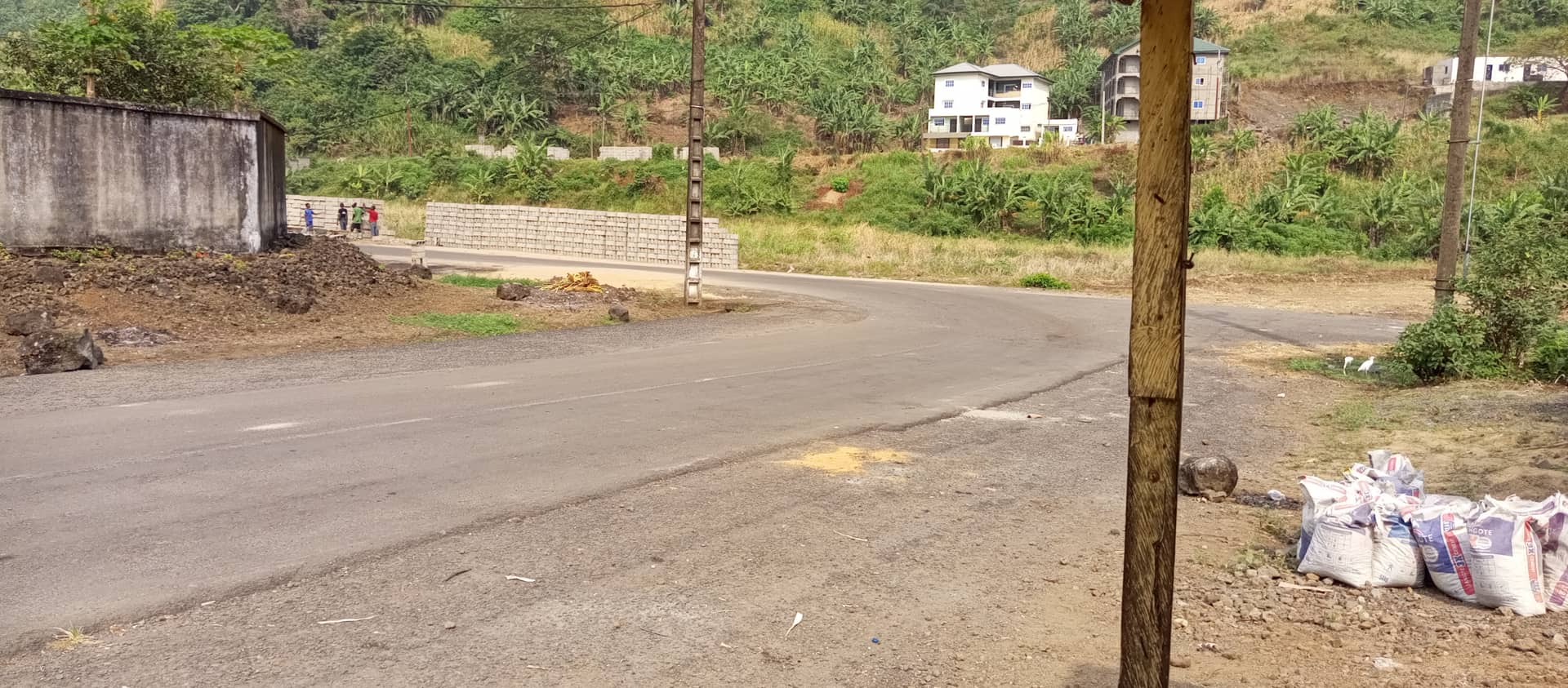 800m² at cité sic Limbe with land title — photo 5