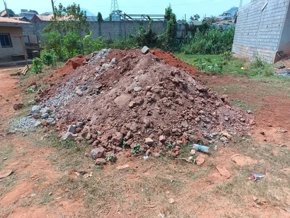 Plot area with a two room house 500m2 standing  — photo 4