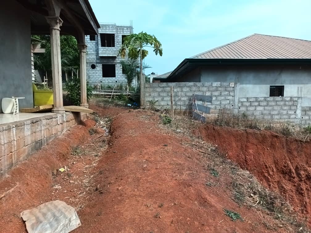 House and plot standing, 800m2 — photo 6