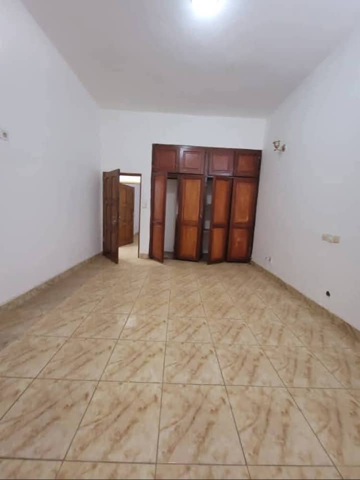 Appartement haute standing à biyem assi — photo 6