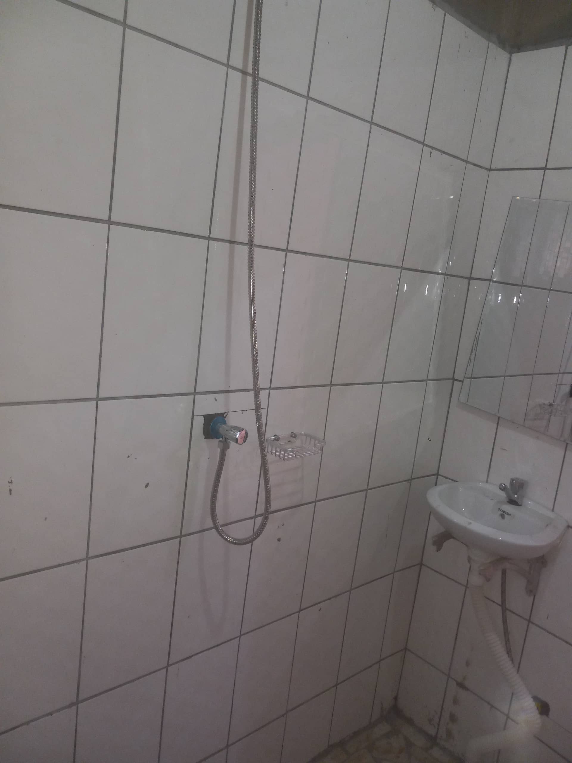 Chambre spacieuse et moderne — photo 7