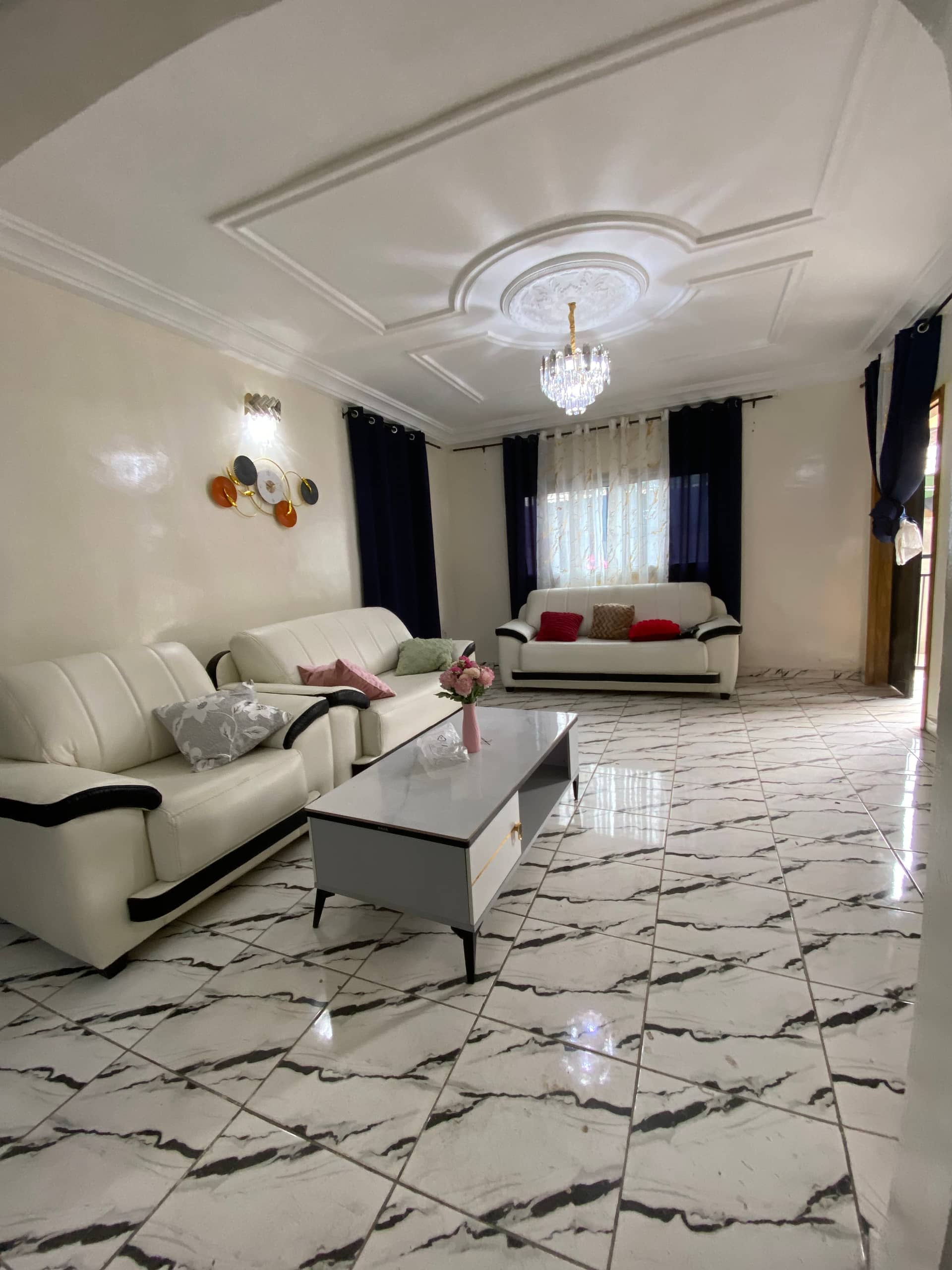 Newly Constructed Guest House in Bakweri Town — photo 4