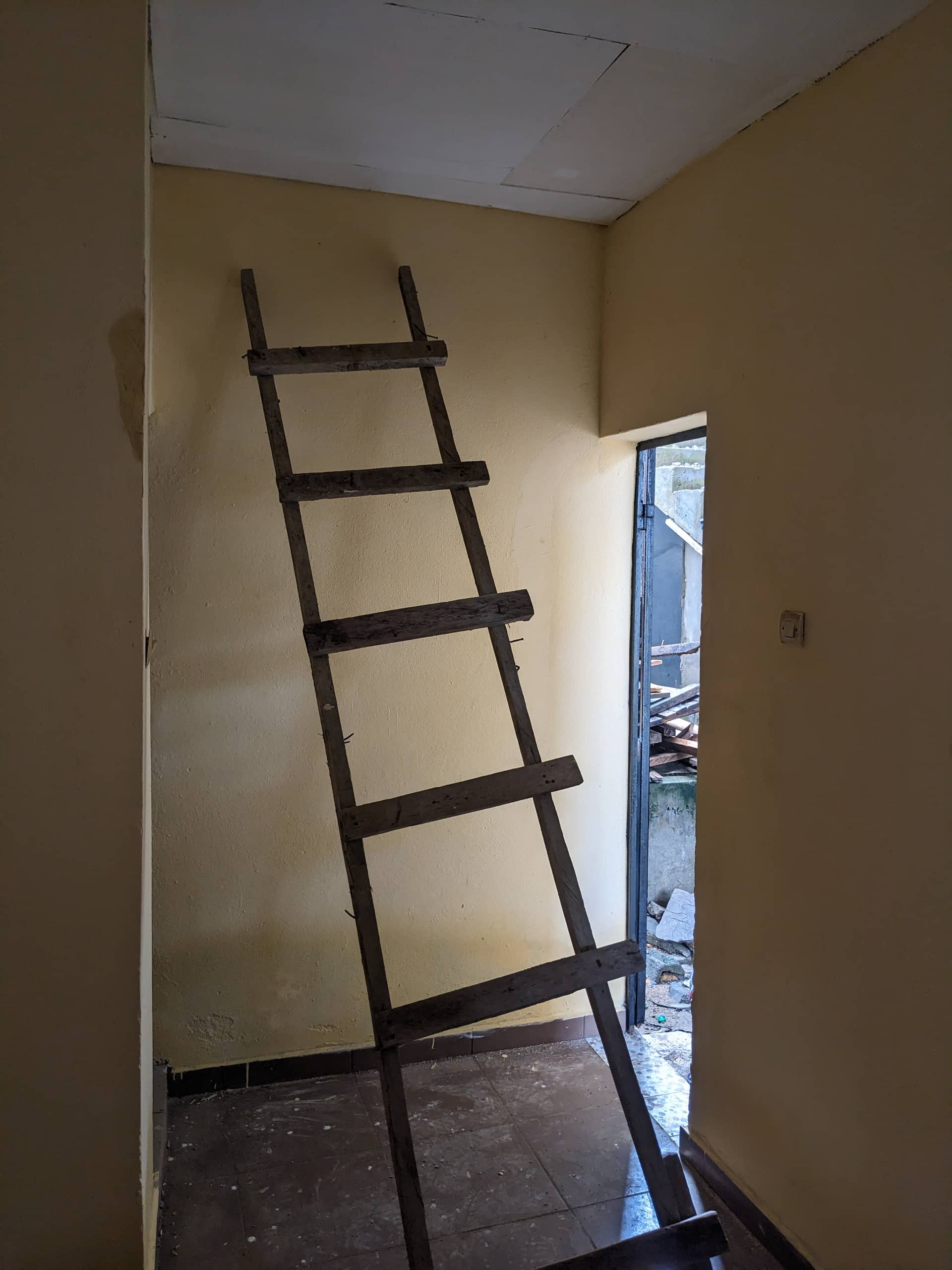 Modern room  — photo 5