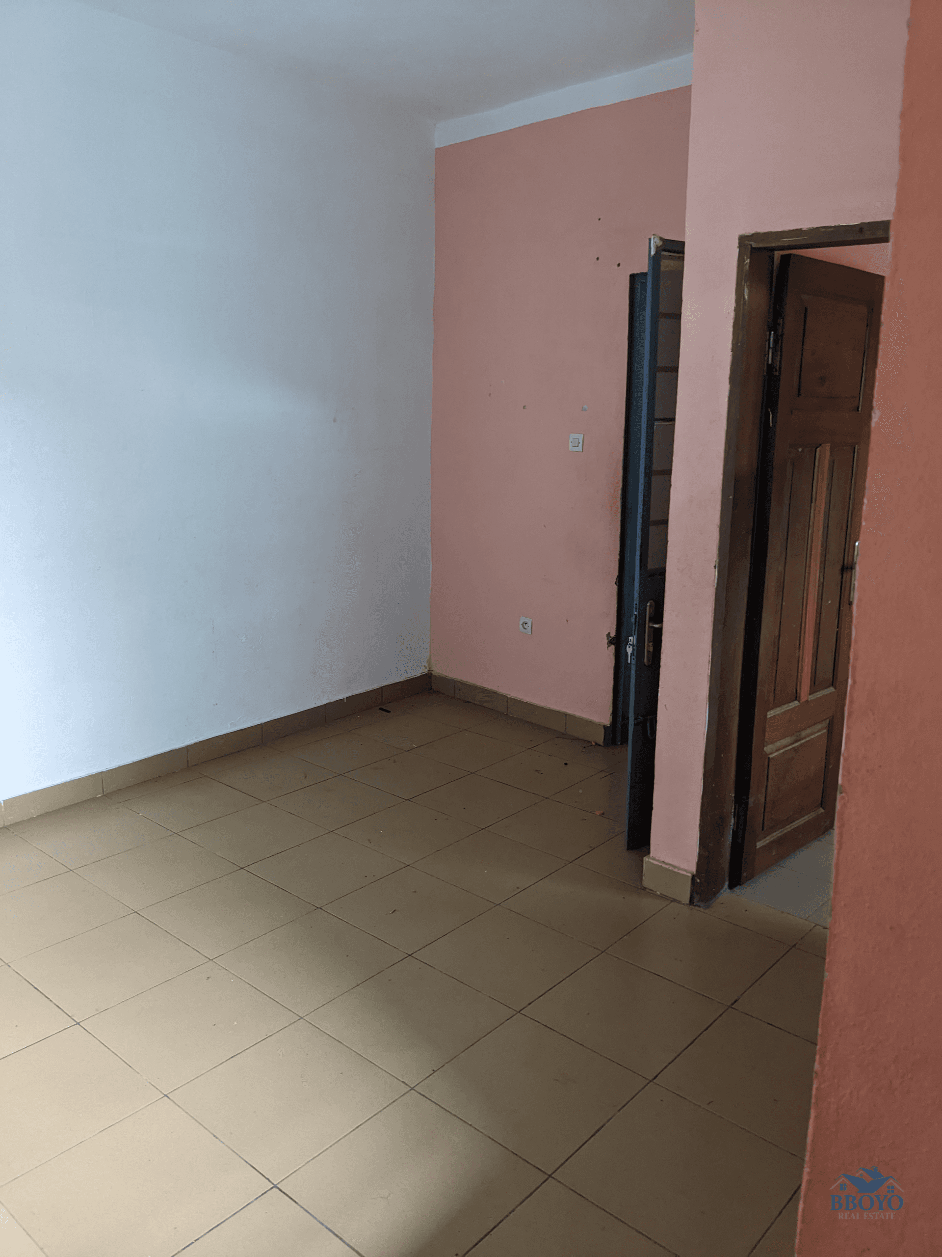 MODERN STUDIO  — photo 3