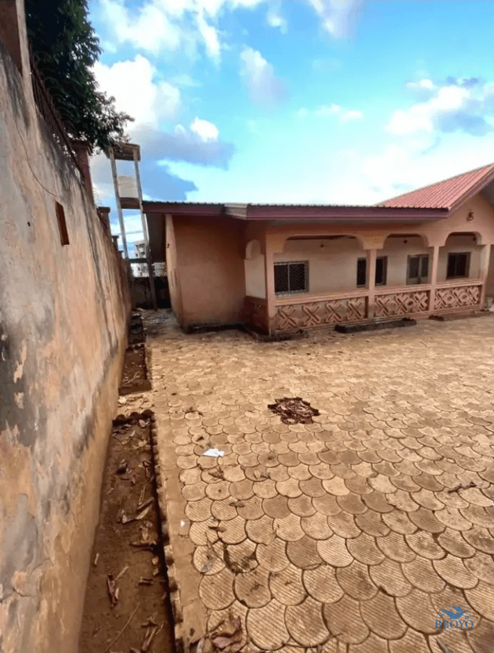 villa individuelle Nkolmesseng — photo 3