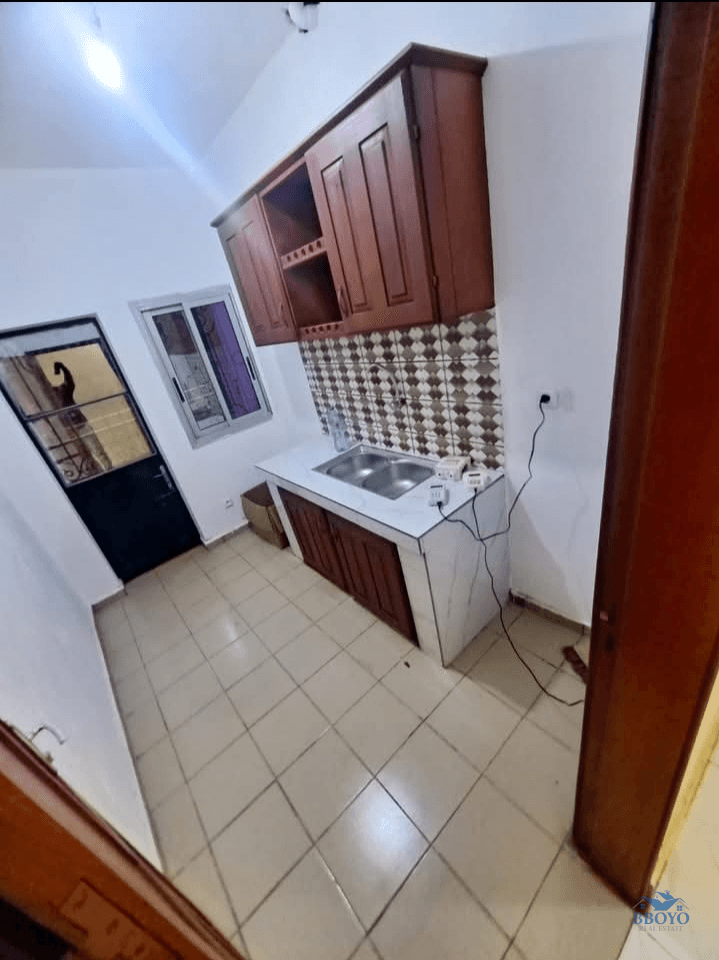 Appartement moderne tsinga village — photo 7