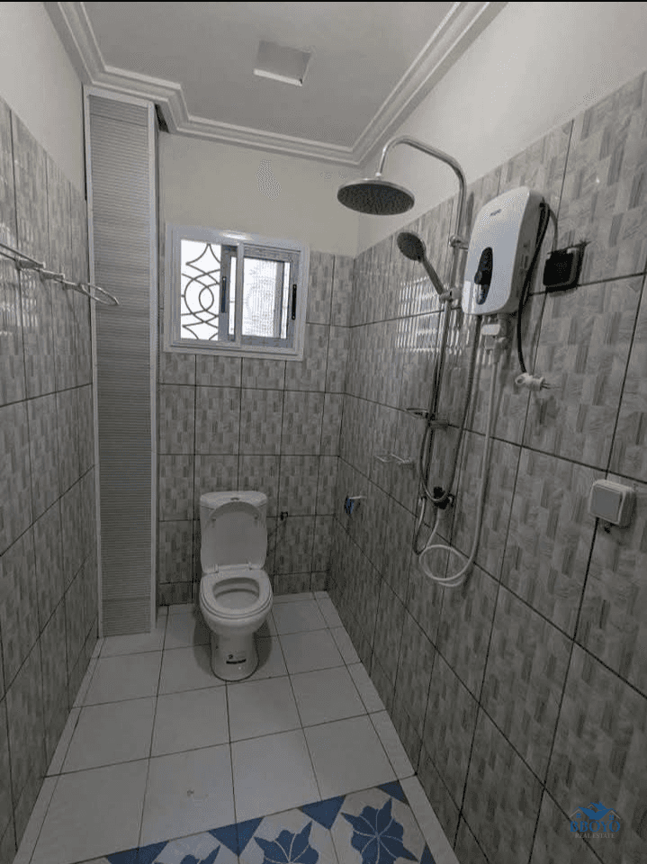 vaste appartement moderne Fougerolles — photo 3