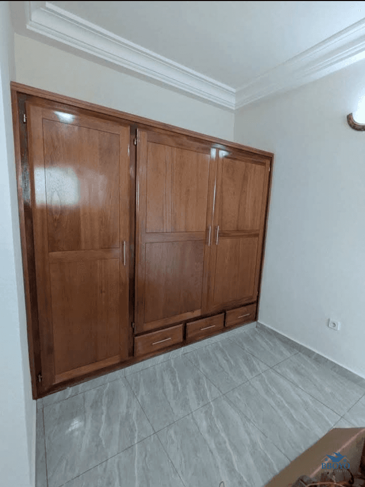 vaste appartement moderne Fougerolles — photo 5