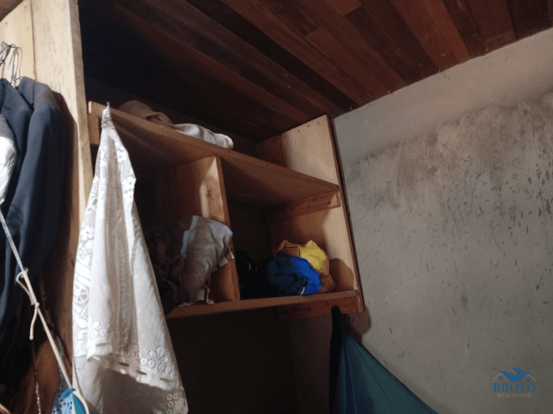 Chambre moderne à louer au carrefour Nkolmekok  — photo 4