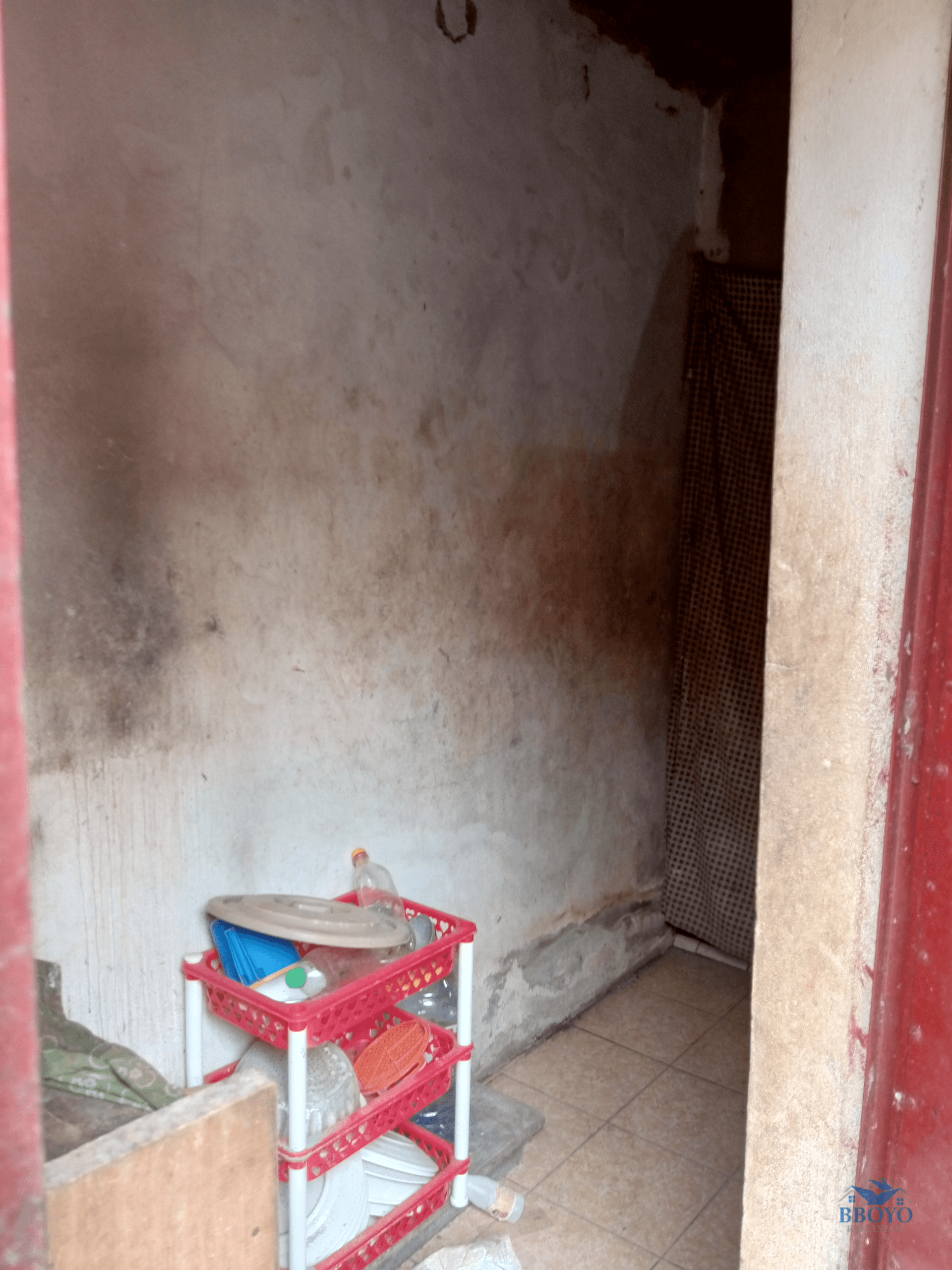 Chambre moderne à louer au carrefour Nkolmekok  — photo 2