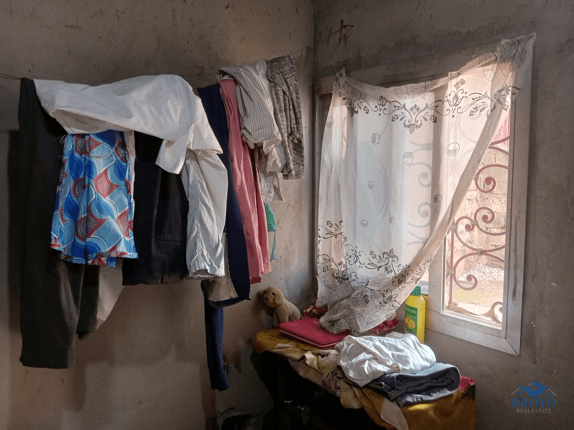 Chambre moderne à louer au carrefour Nkolmekok  — photo 3