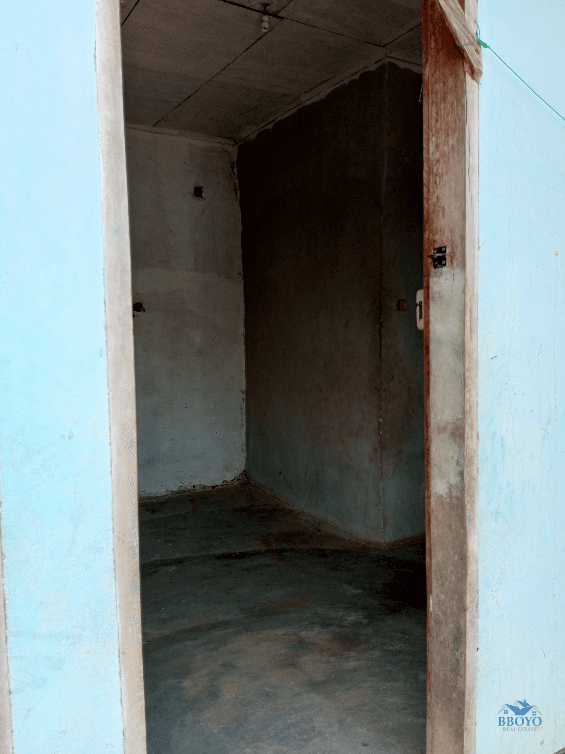 Chambre semi moderne à louer à Ngona  — photo 6