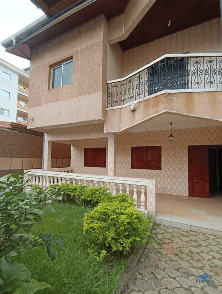 Duplex moderne à TITI GARAGE