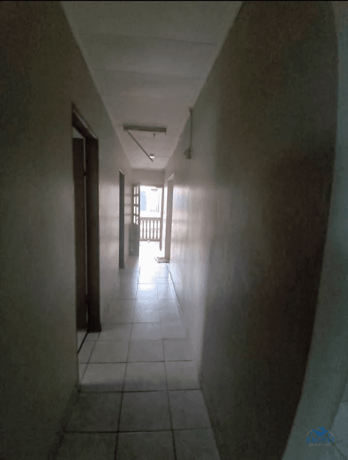 Grande Villa à Nkolmesseng — photo 7