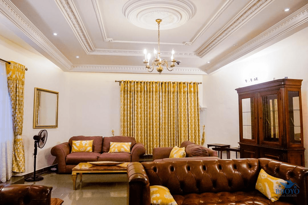 GUEST HOUSE FOR SALE — photo 2