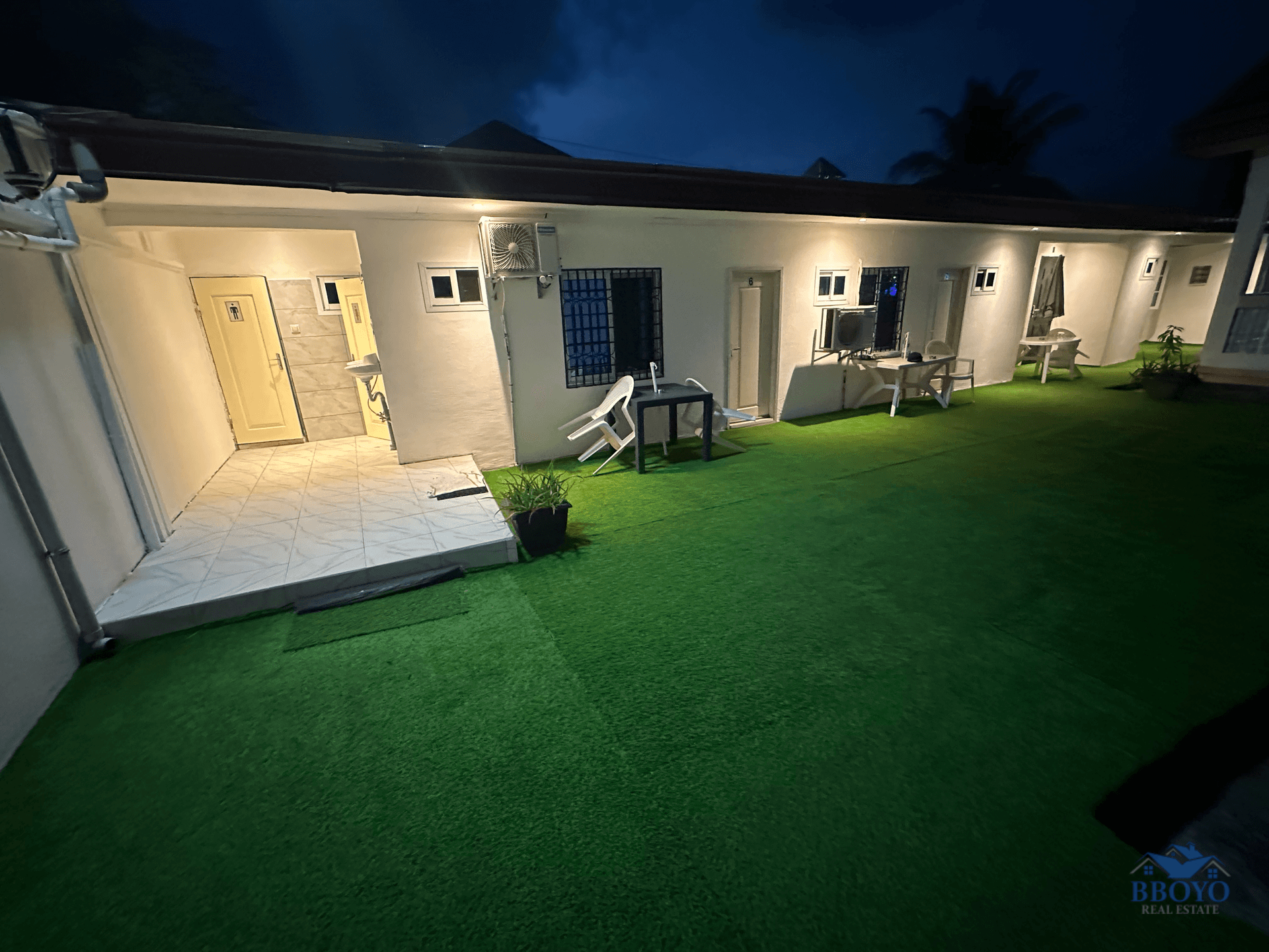 GUEST HOUSE FOR SALE — photo 3