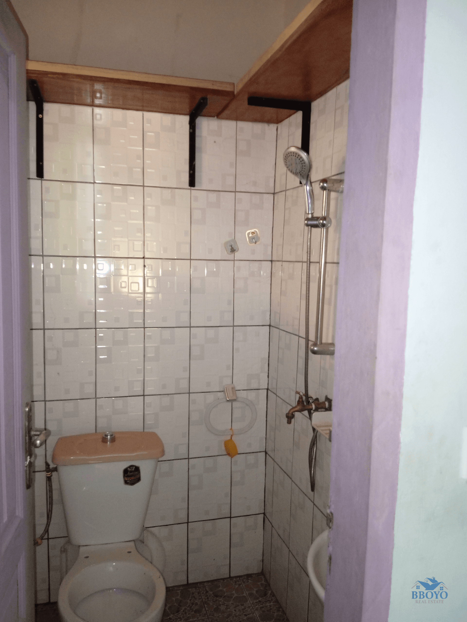 Studio moderne à louer à EYEBE  — photo 2