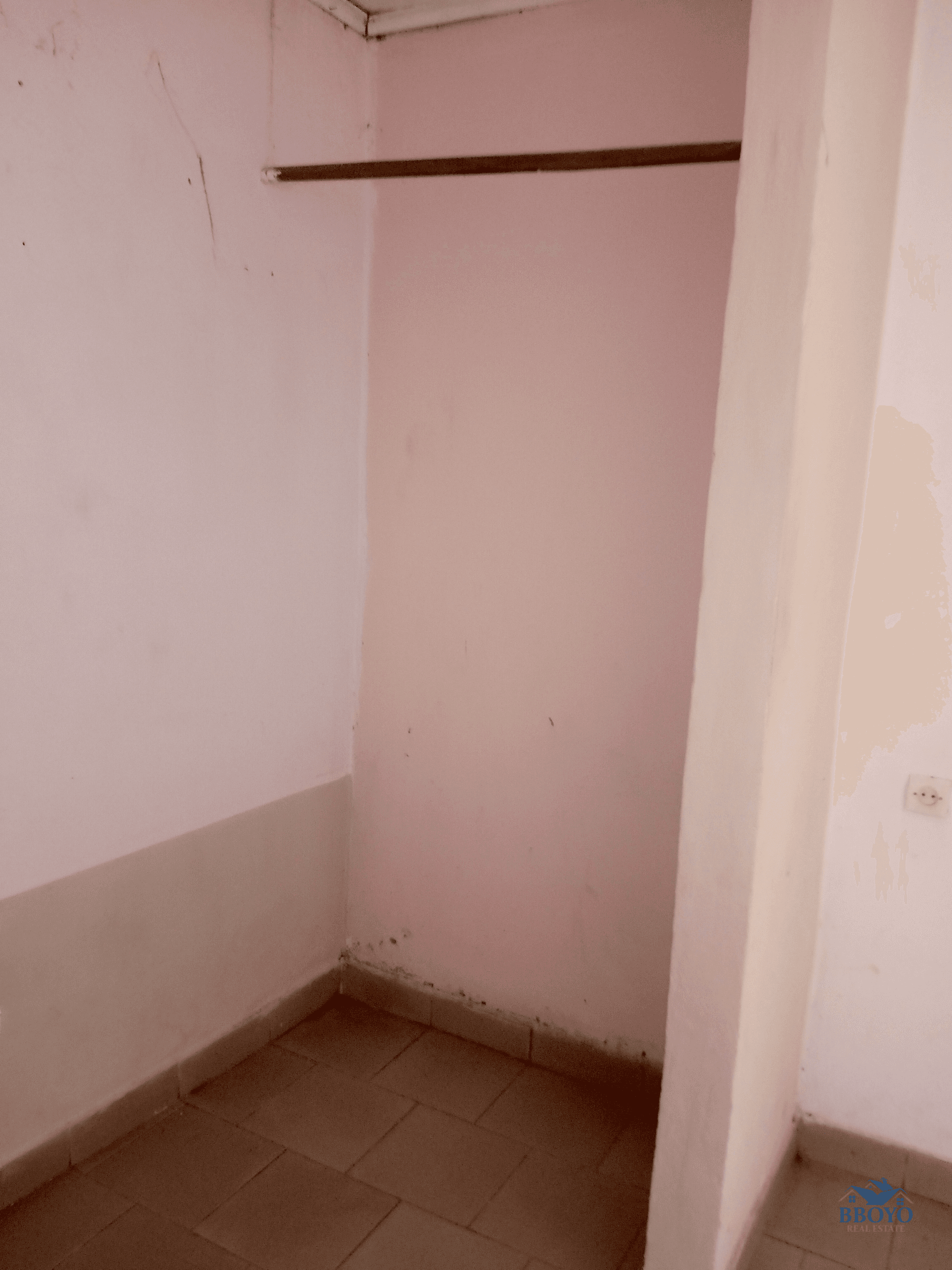 Studio moderne à louer, éleveur  — photo 5