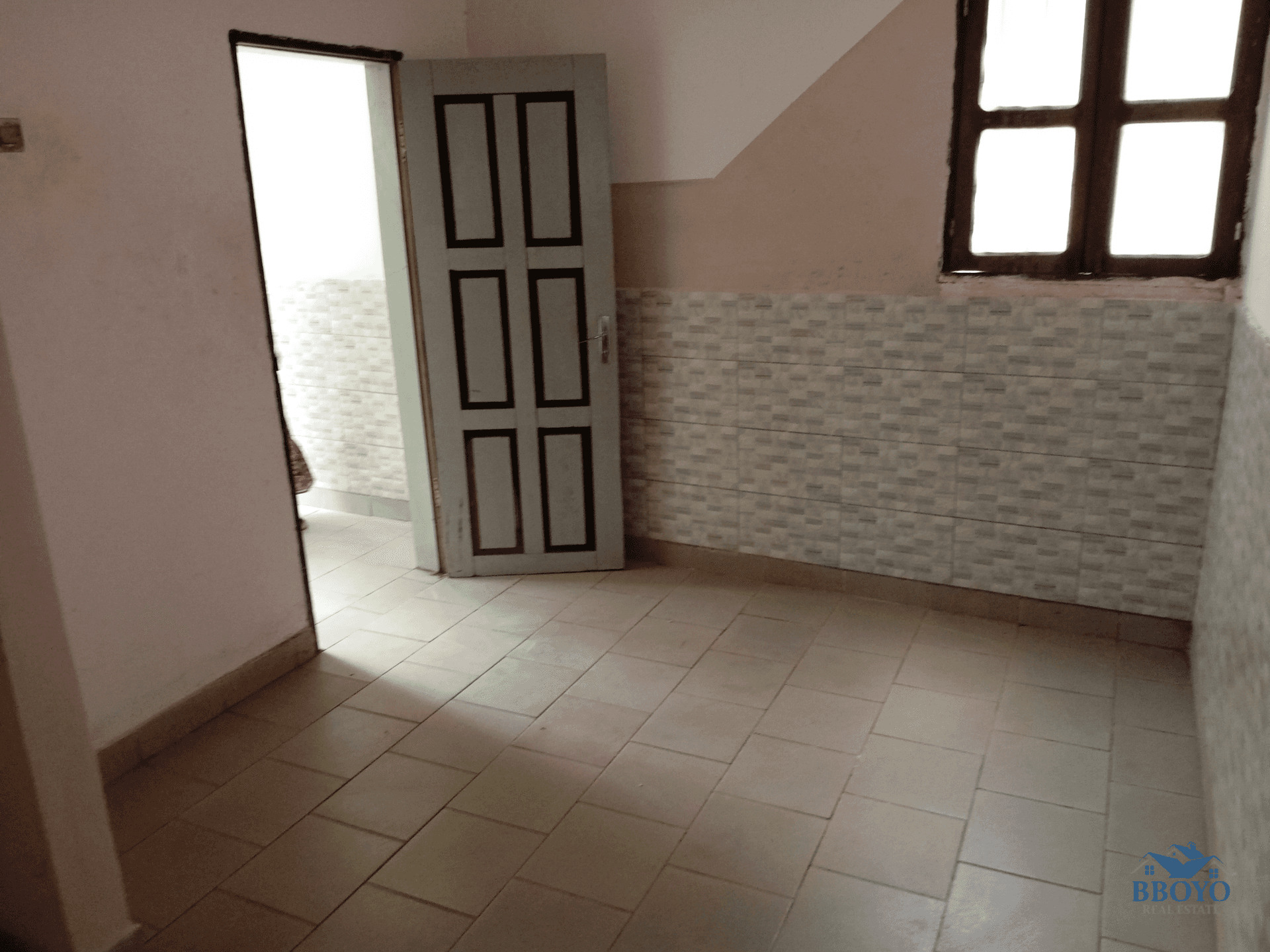 Studio moderne à louer, éleveur  — photo 3