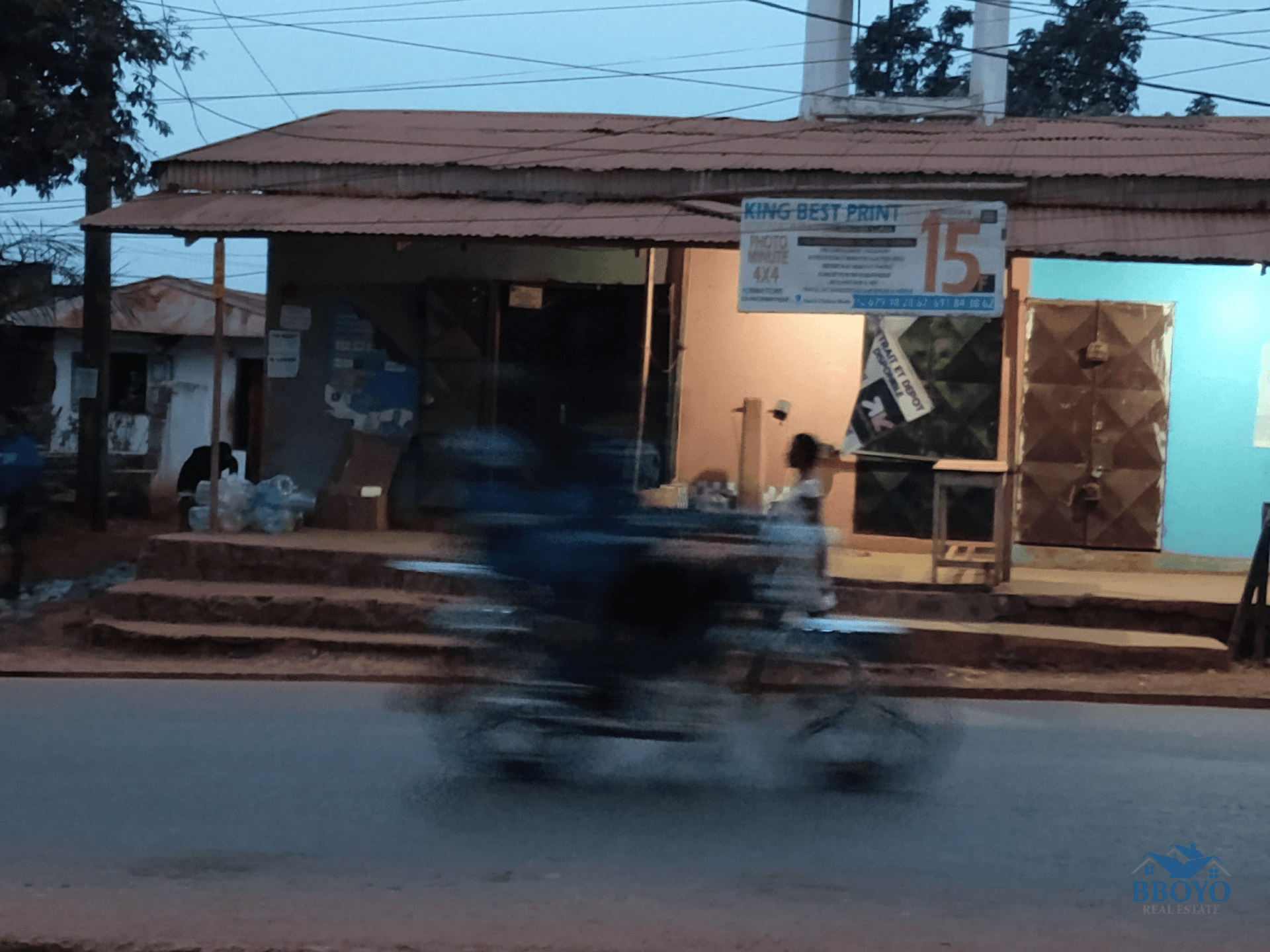 Shop to rent at Eleveur Mballa  — photo 2