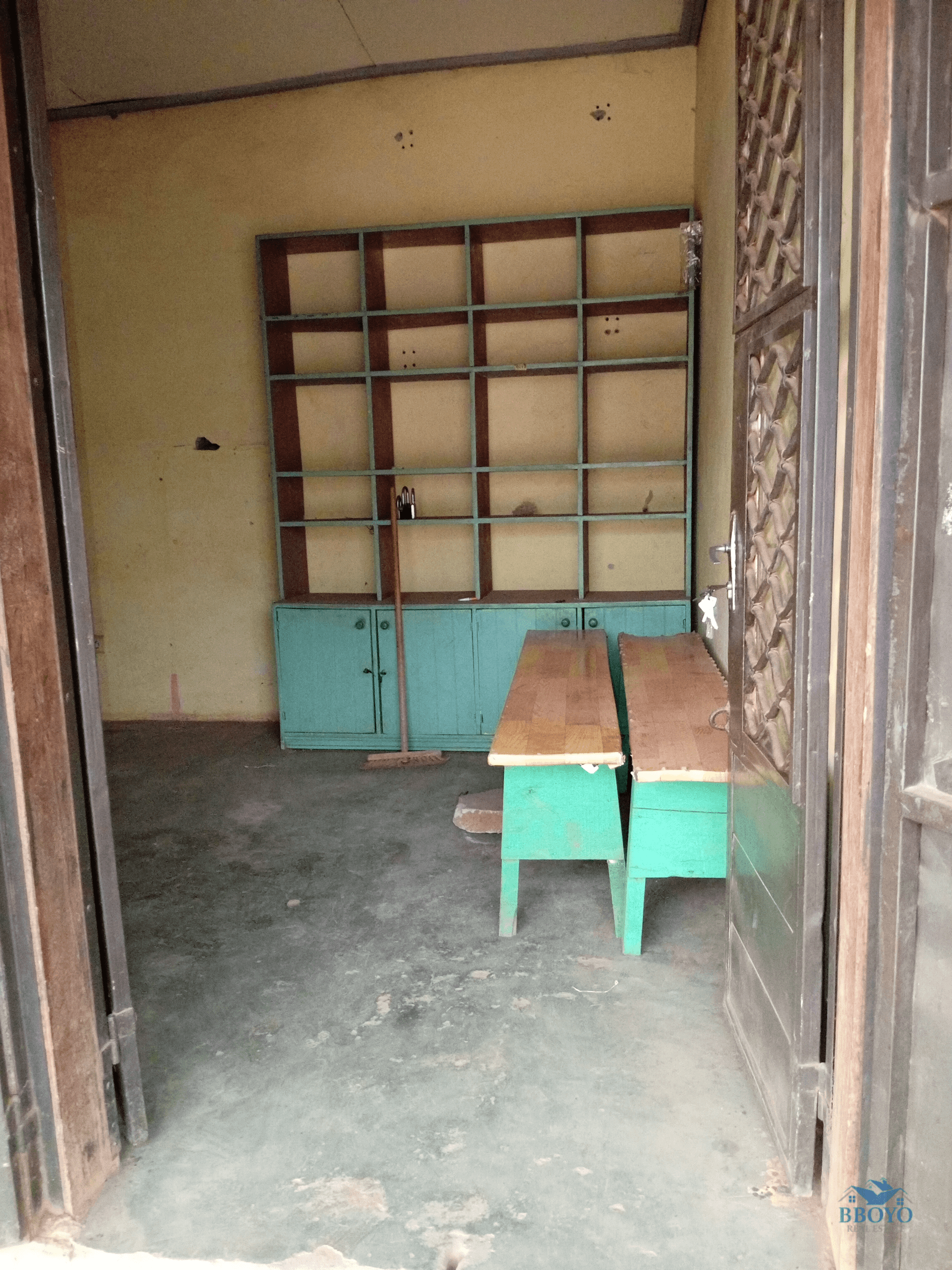 Shop to rent at Eleveur Mballa  — photo 7
