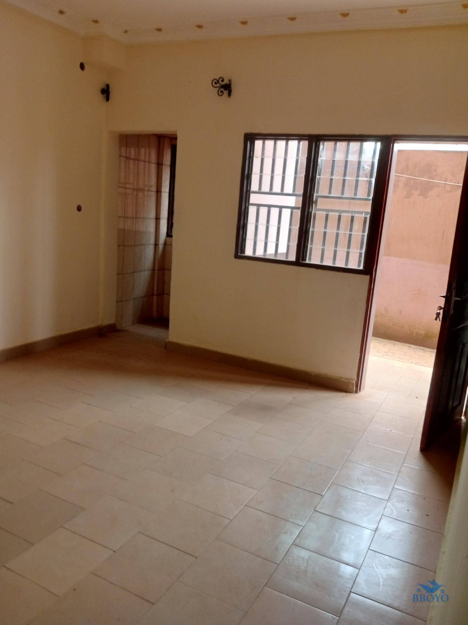 Modern studio to rent at Eleveur Mballa  — photo 6