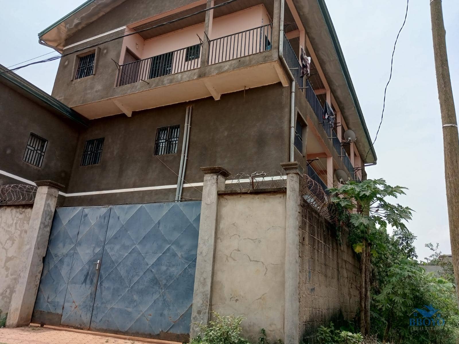 Modern studio to rent at Eleveur Mballa 