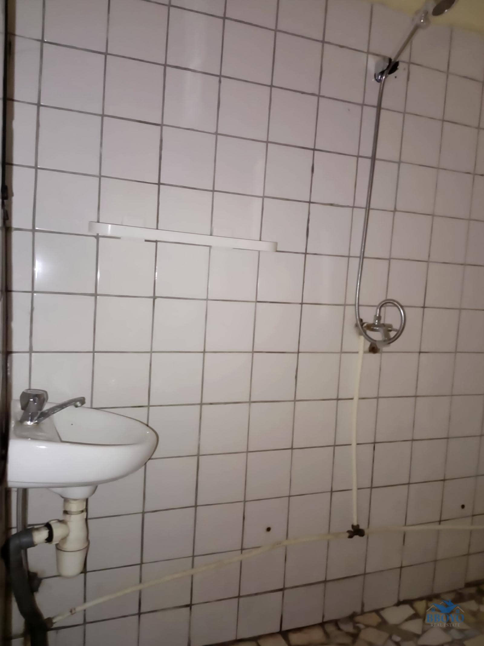 Modern studio to rent at Eleveur  — photo 7