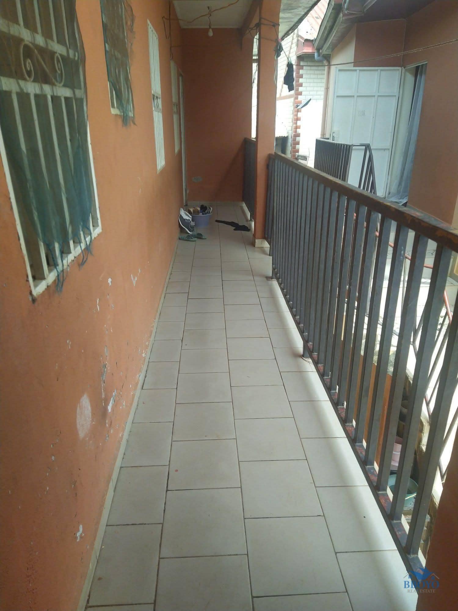 studio moderne etoudi  — photo 2