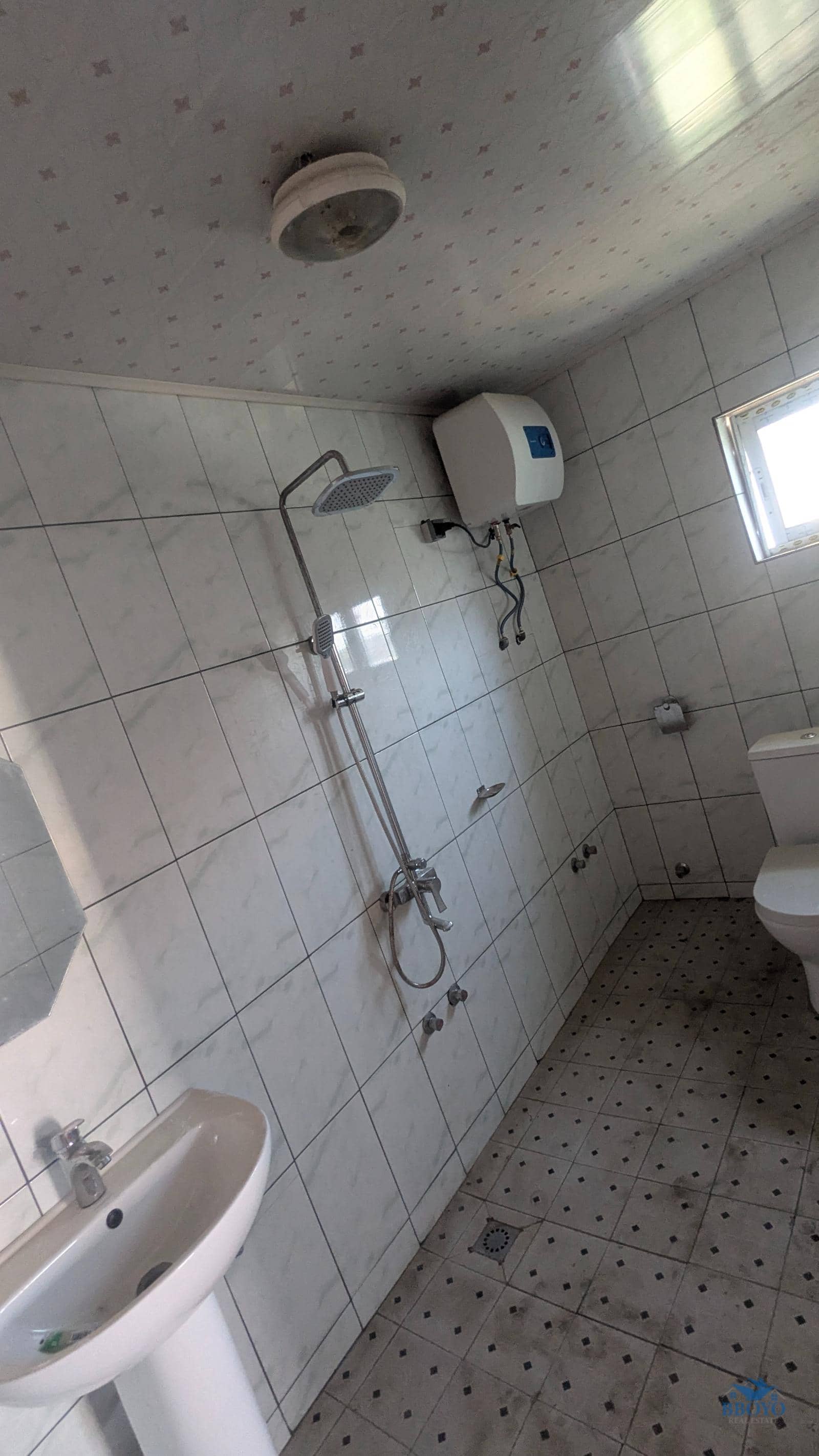 Classic Modern Apartments available for rent at Molyko  — photo 4