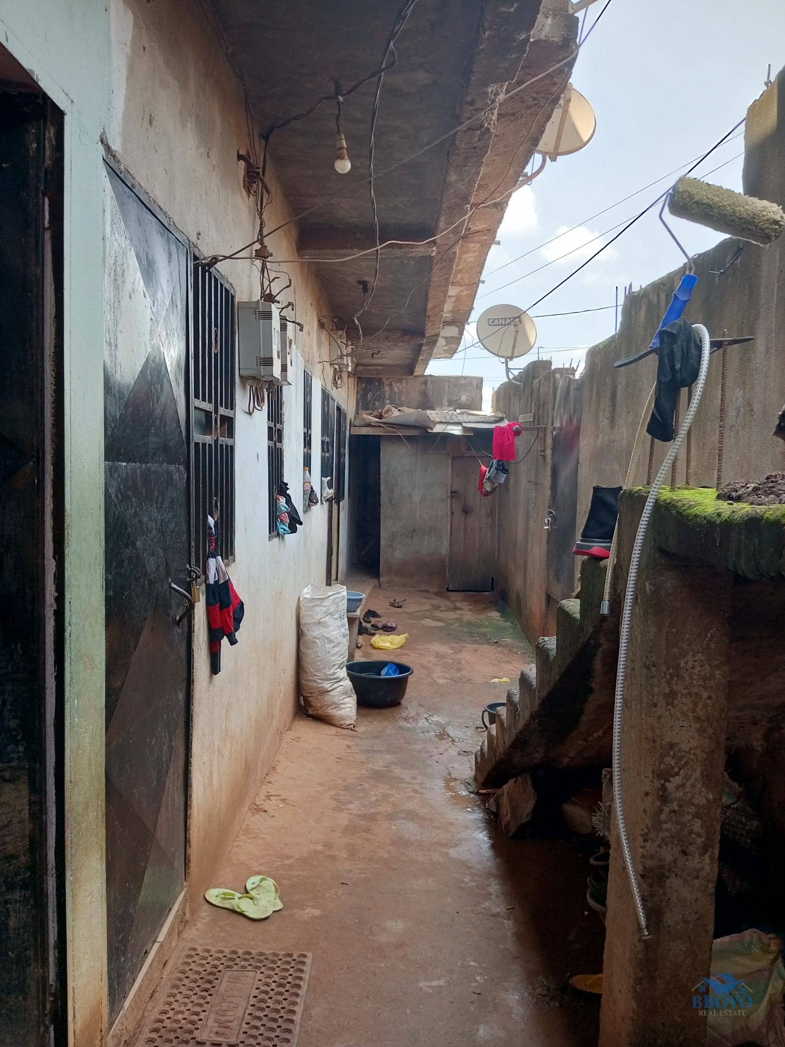 Modern studio to rent at Eleveur Mballa, opposite Bon Temps  — photo 4