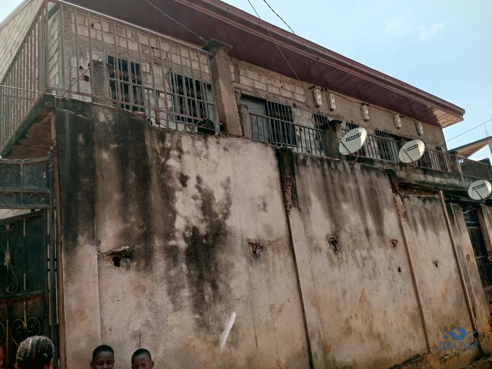 Modern studio to rent at Eleveur Mballa, opposite Bon Temps 
