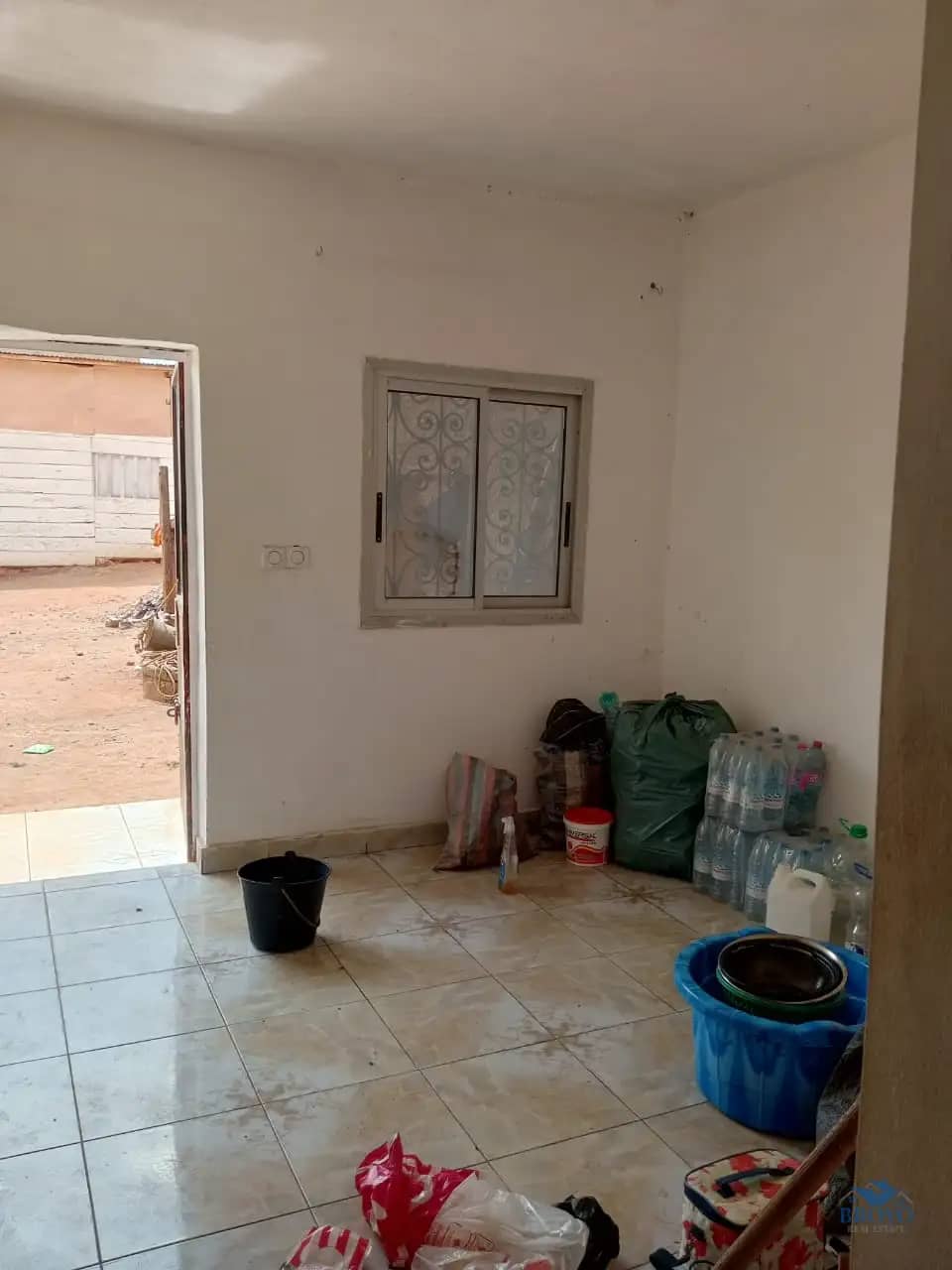 Modern studio at Eleveur Mballa  — photo 4