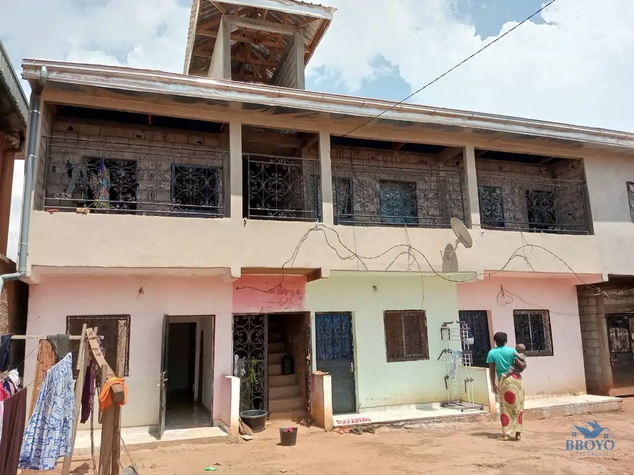 Modern studio at Eleveur Mballa 