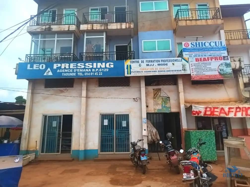 An office space available 
