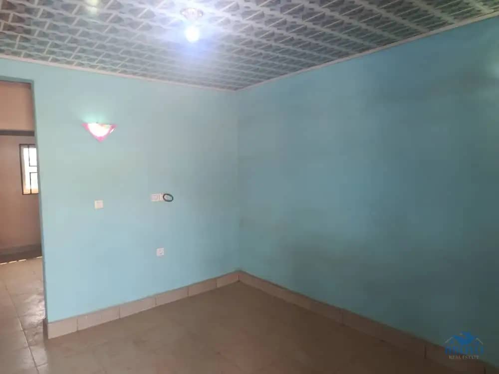 Pa Eze's  Building  — photo 5