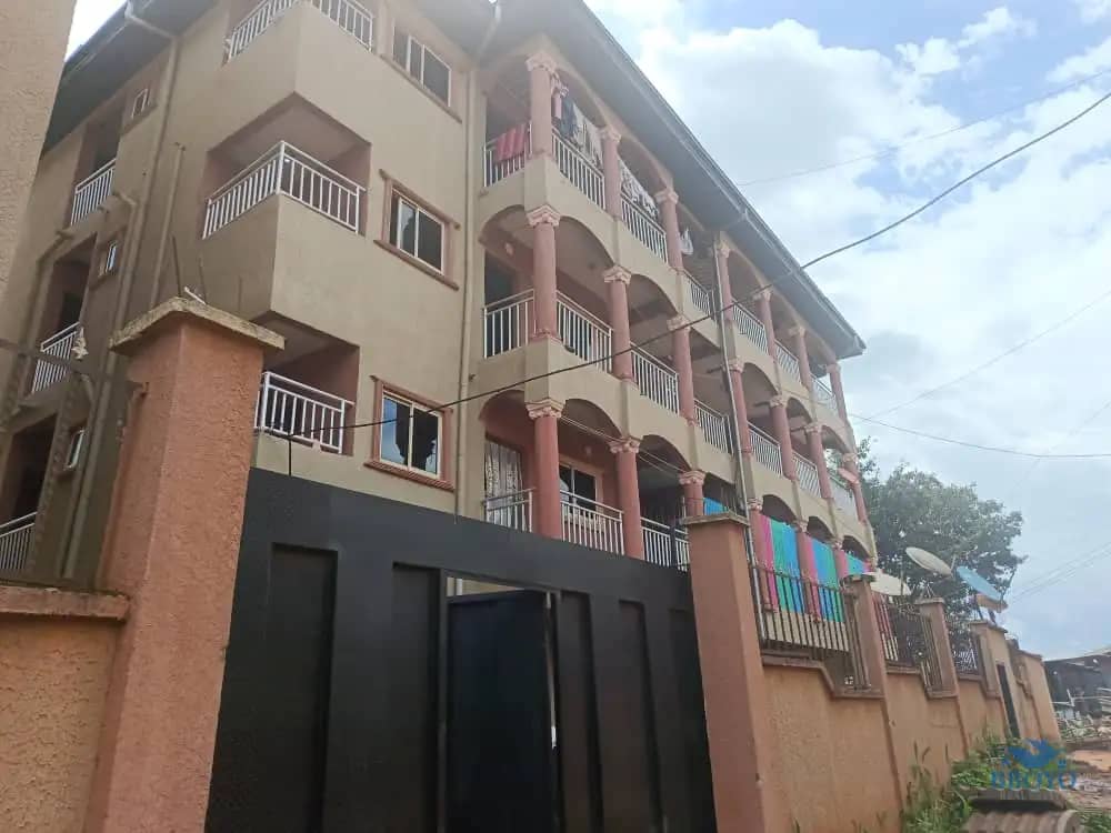 Pa Eze's  Building 