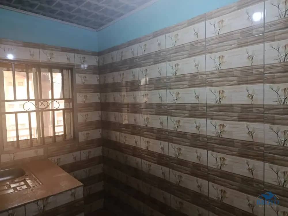 Pa Eze's  Building  — photo 6