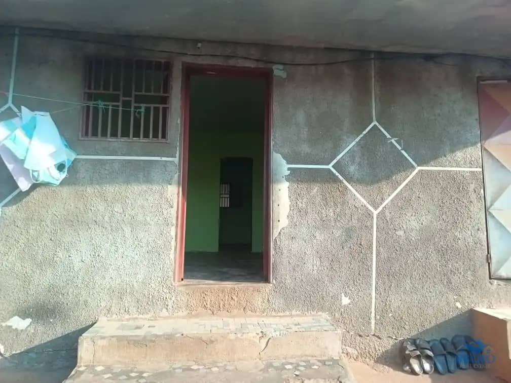 Simple studio for rent 