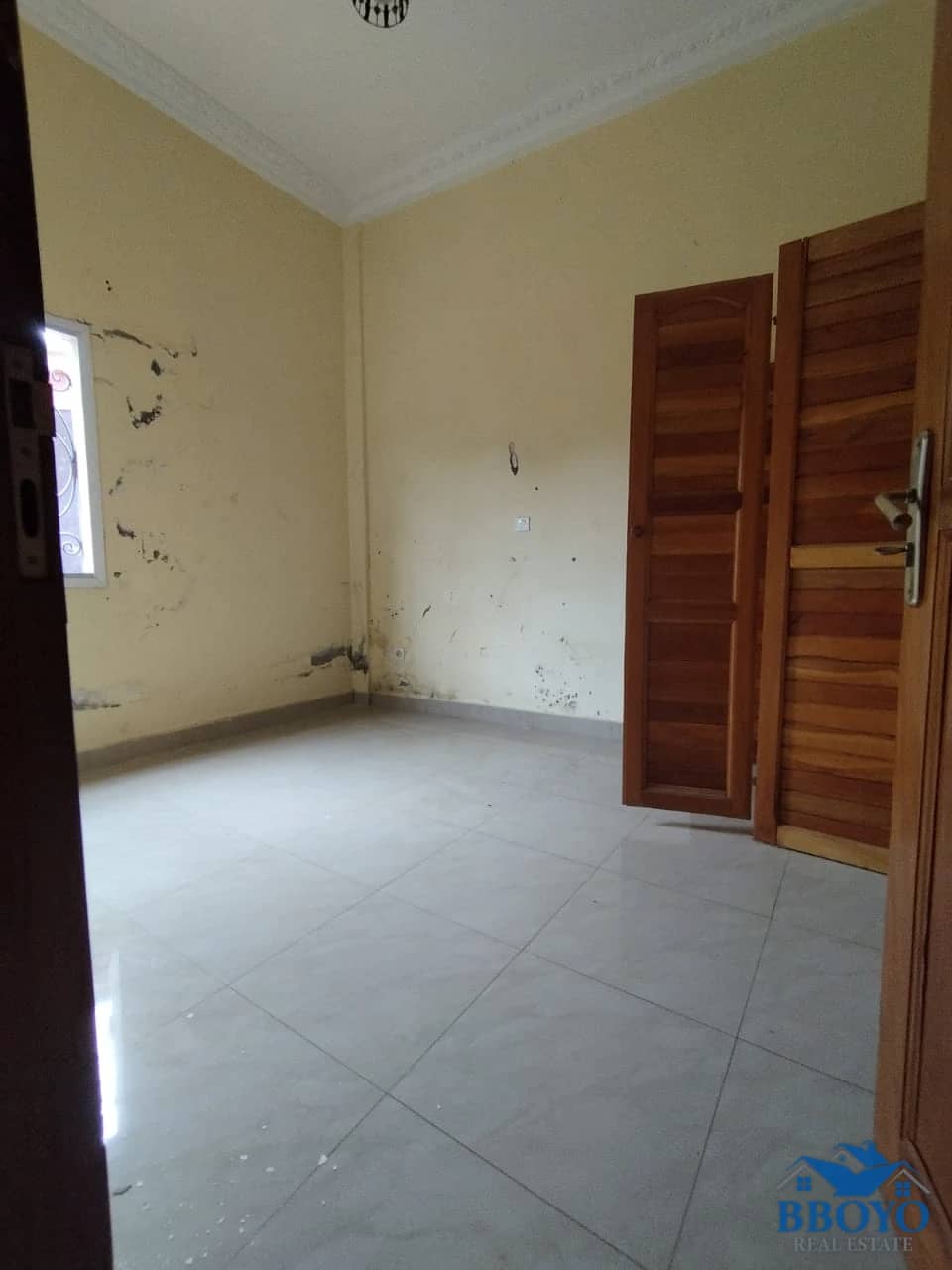 Appartement moderne à louer à Nkoabang — photo 5