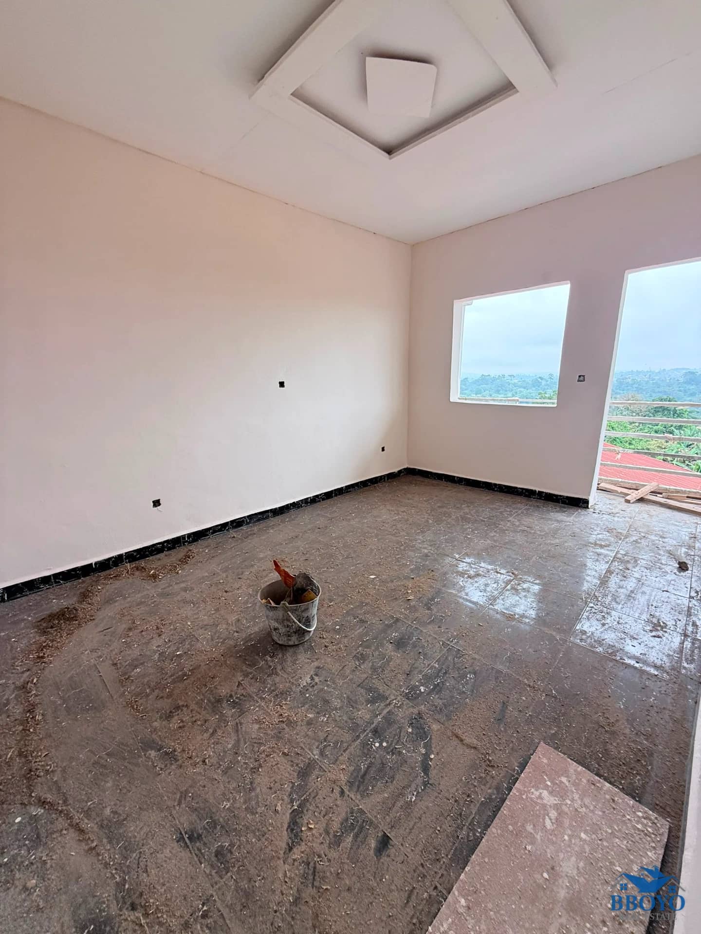 Studio moderne à louer à Nkolfoulou — photo 6