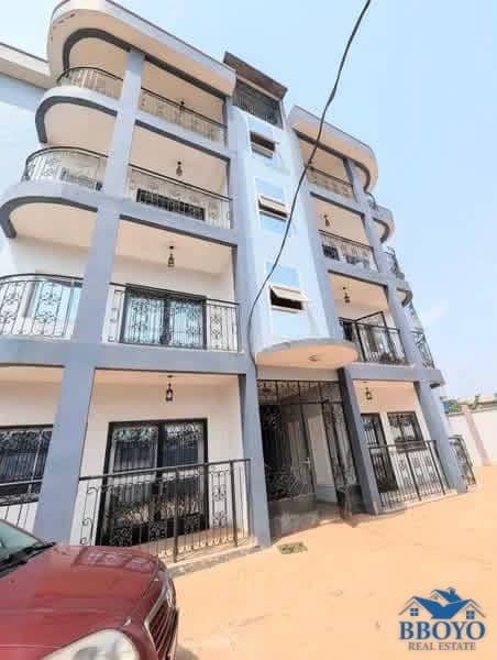 Appartement moderne à louer à Odza — photo 2